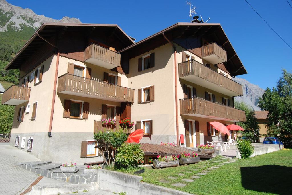 Residence Pian Del Vino Pradelle Dış mekan fotoğraf